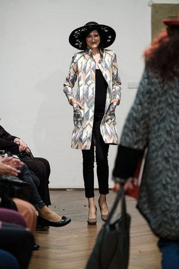 20191107215551-f0ea72ad-me