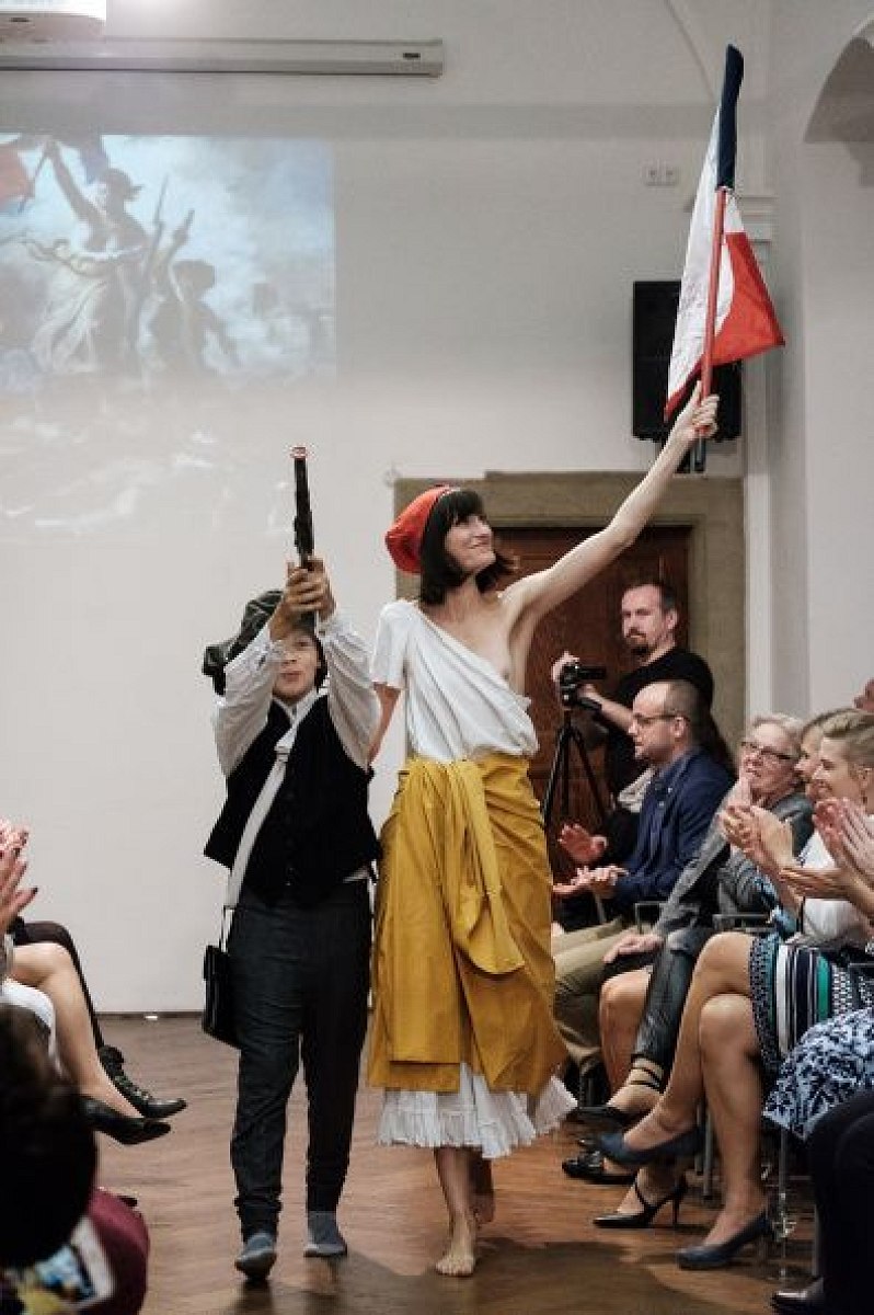 20181104165109-63b4c769-me