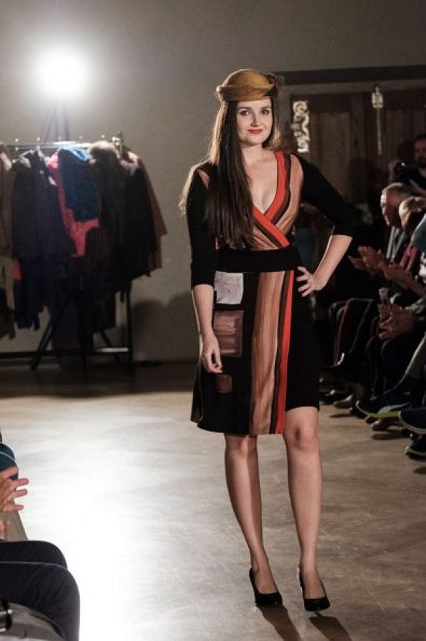 20181114191812-fae3cc15-me