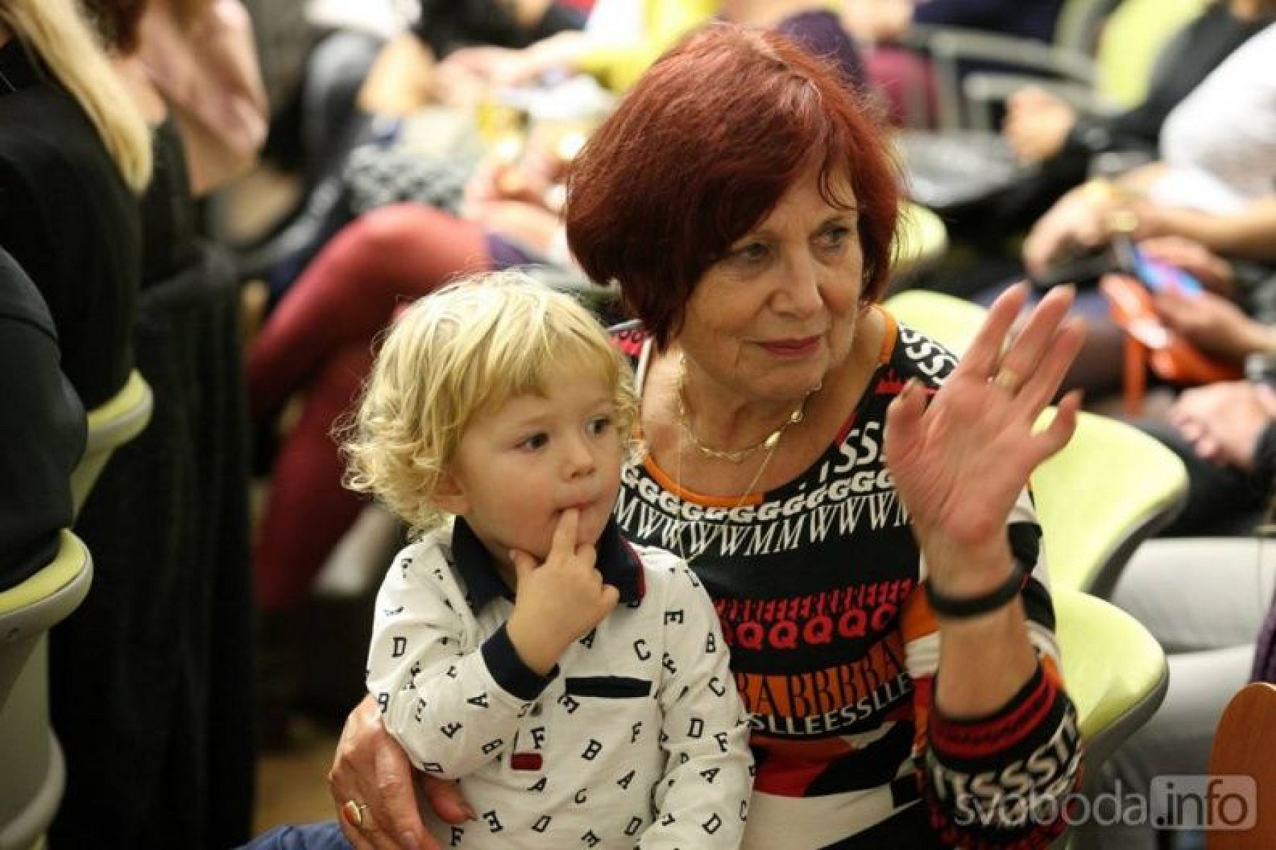 20191107225959-e2ec7fd7-me