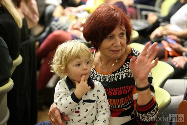 20191107225959-e2ec7fd7-me