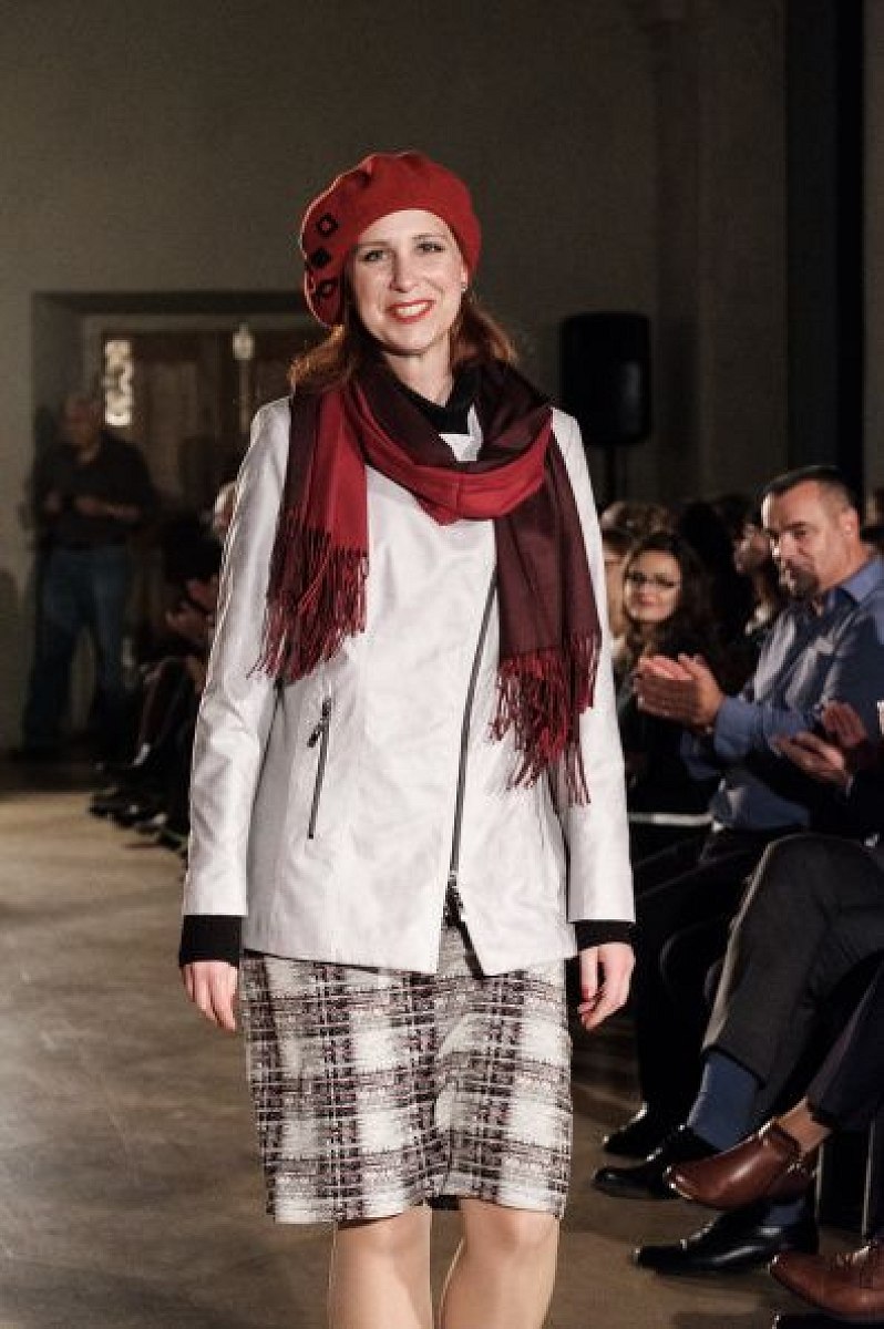 20181104200105-36cf11c4-me