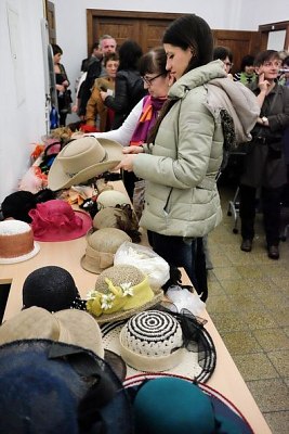 20170401164345-b7236f2d-me