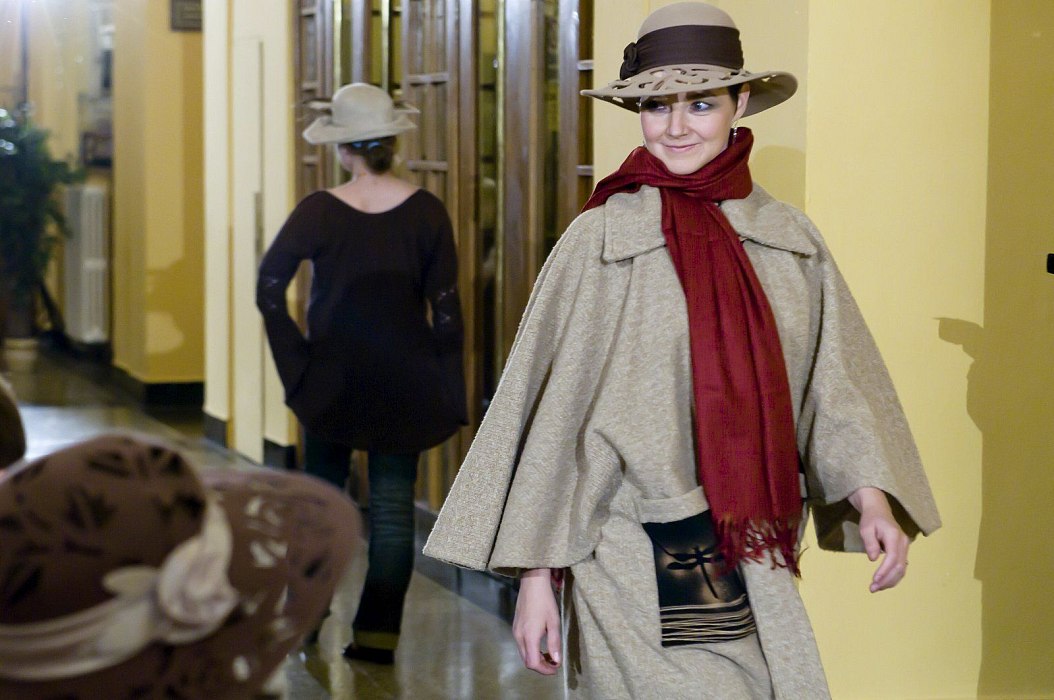 20101009-403-meluzina-m