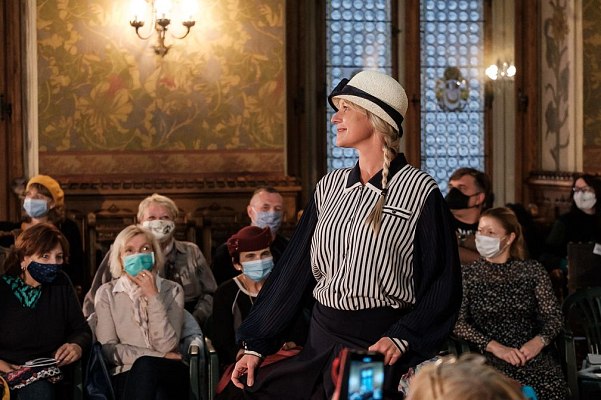 20201007005924-37b1dcb4-la