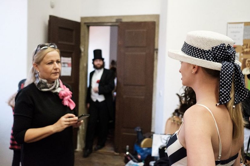 20181104145725-174a6732-me