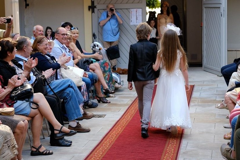 20170629231634-7024ea35-me