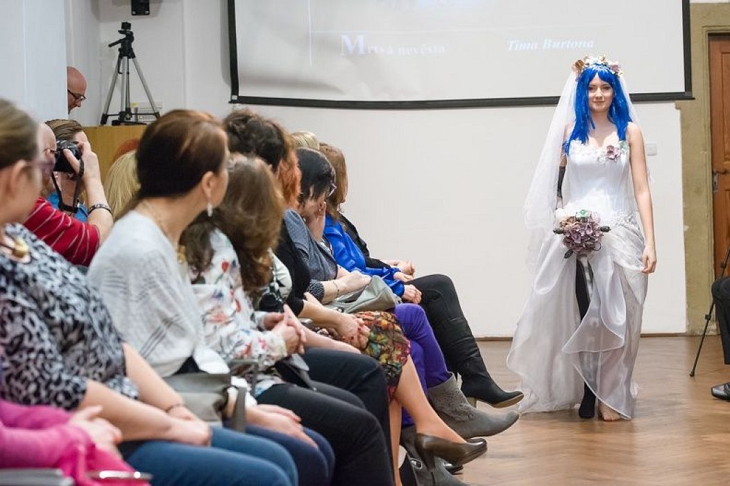 20170401173406-cf4c8ce6-me