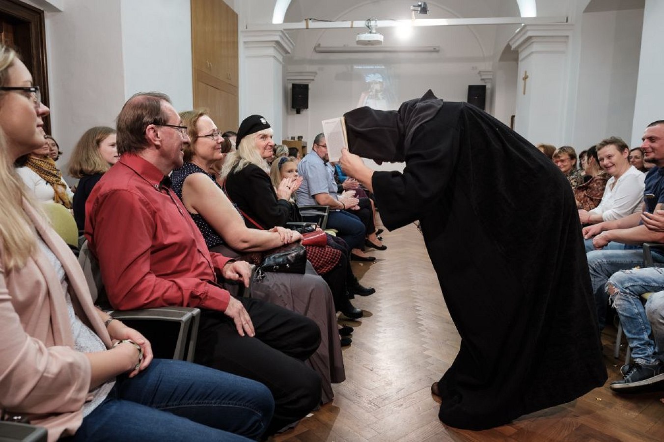 20191107223012-d8107fdd-la