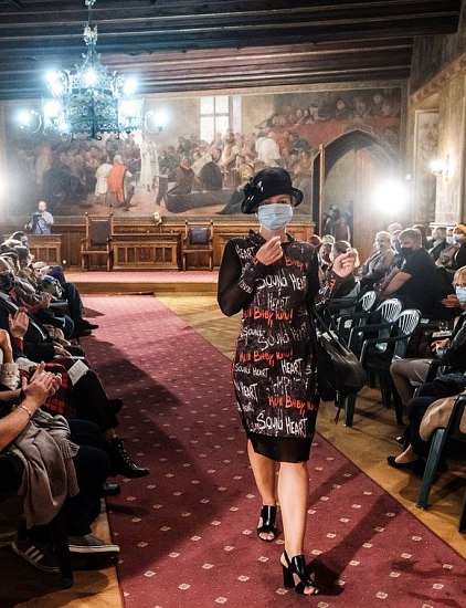 20201007132206-c88c39e7-la