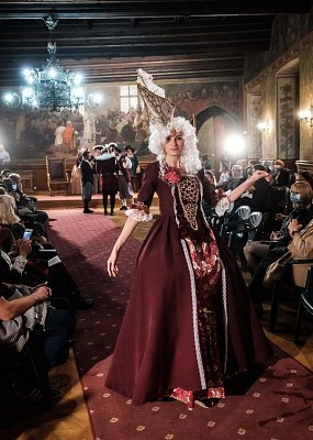 20201007131345-dec7db27-la