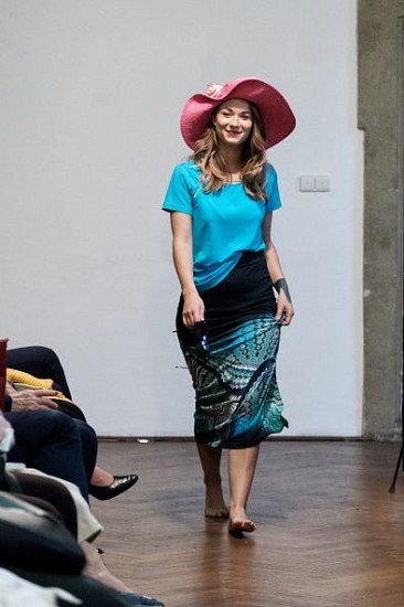 20181104174020-5b064806-me