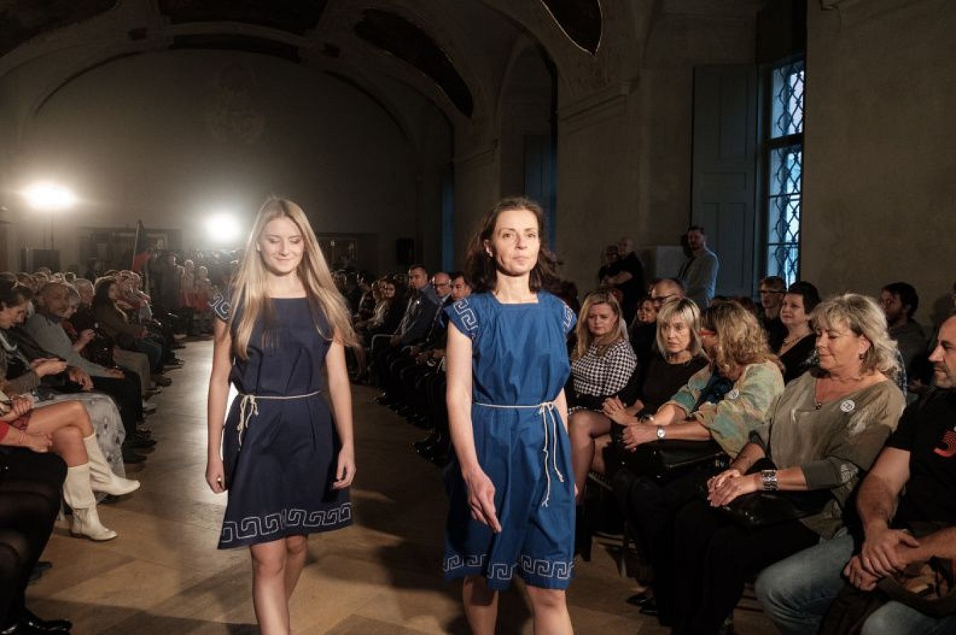 20181104192746-fb8bca86-me