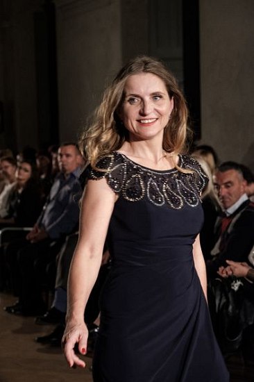 20181104201135-52ee2f63-me