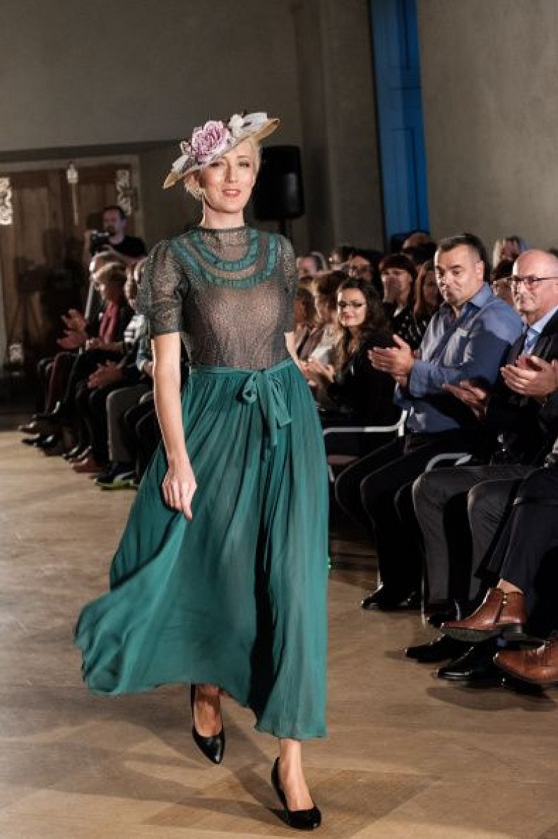 20181104193822-140acc86-me