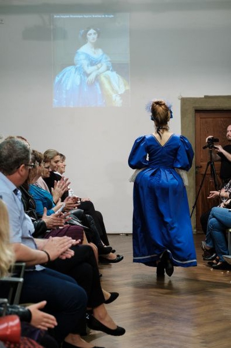 20191107223736-d6435f36-me