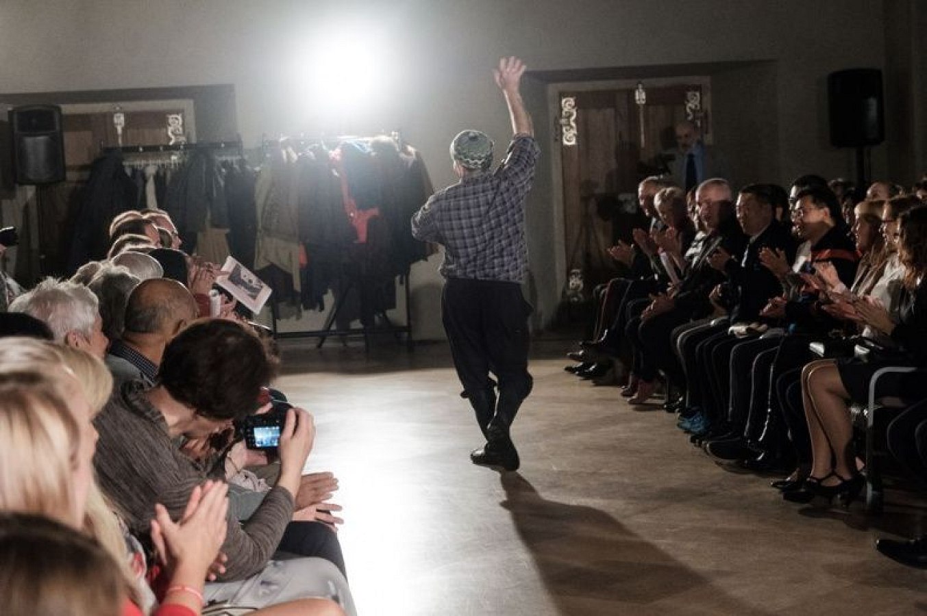 20181114191438-c7c81b19-me