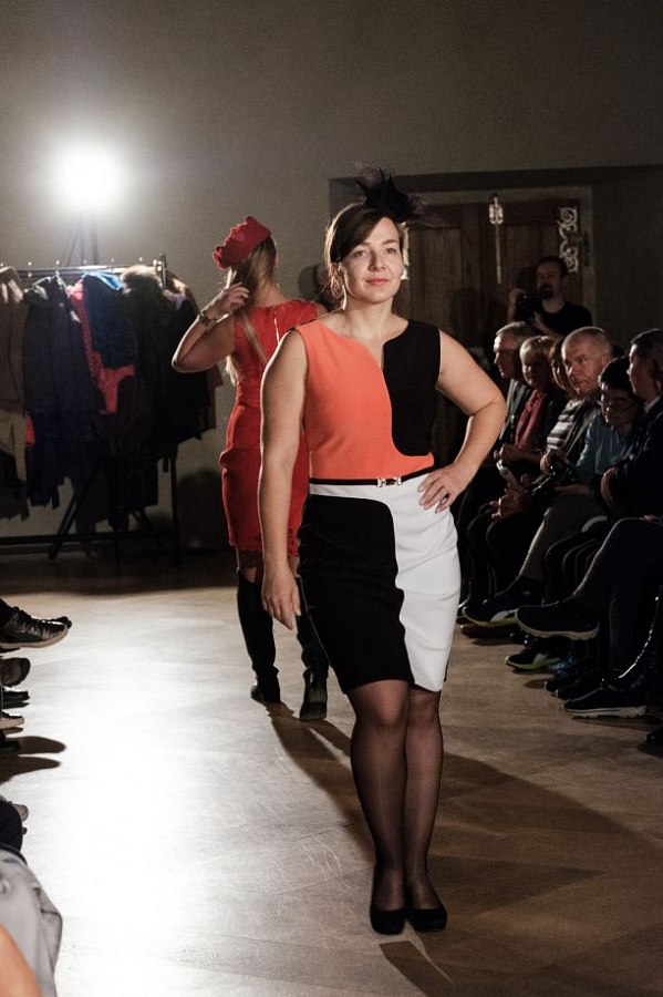 20181104201000-fa068456-xl