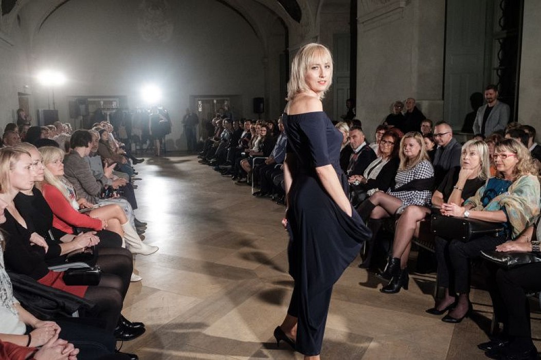 20181104200548-5c56bb4b-me