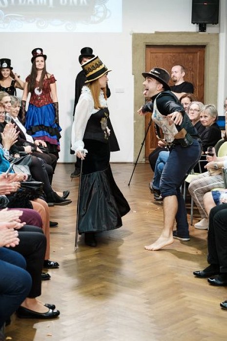 20191107221810-f2ff14a2-me