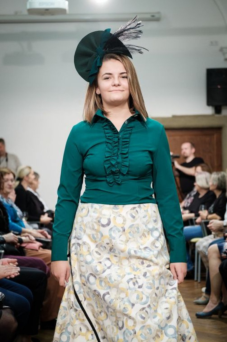 20191107210928-5ee67de9-la