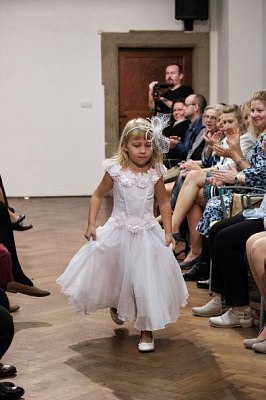 20181104170835-4e7556f8-me