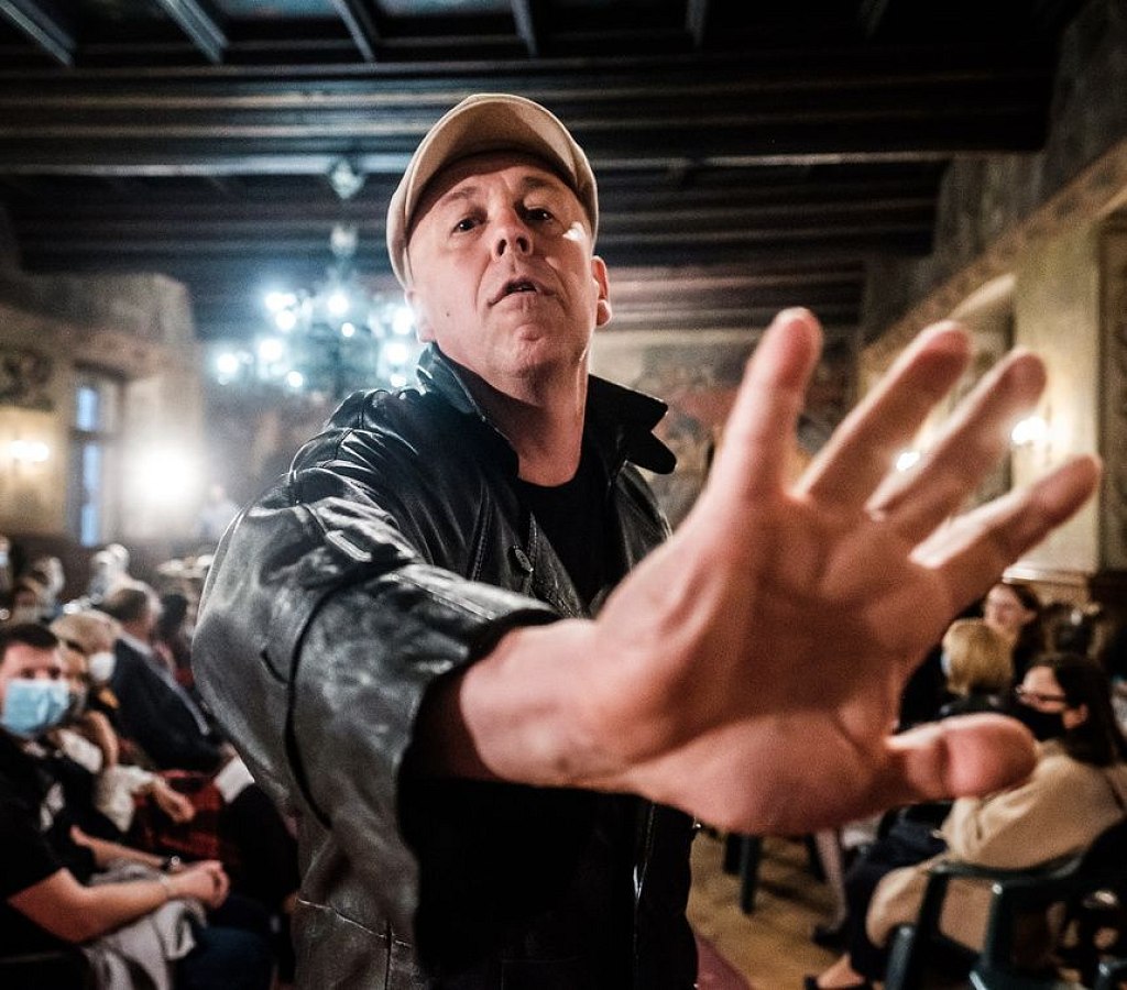 20201007010031-9cfb8fc3-la