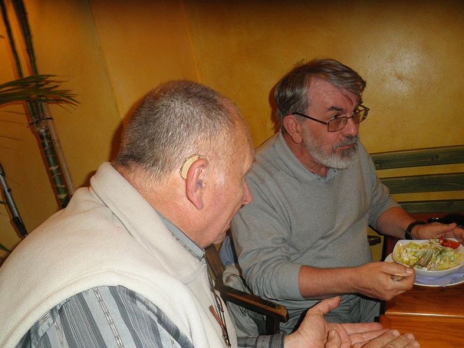 20160426235133-e05e1177-me