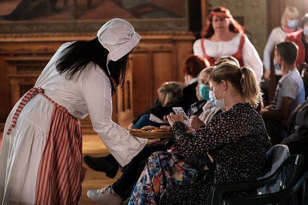 20201007130950-85bbb372-la