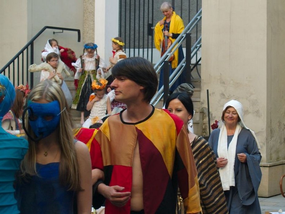 20170629232617-f2bd1336-me