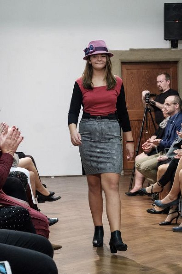 20181104163835-51d96b12-me