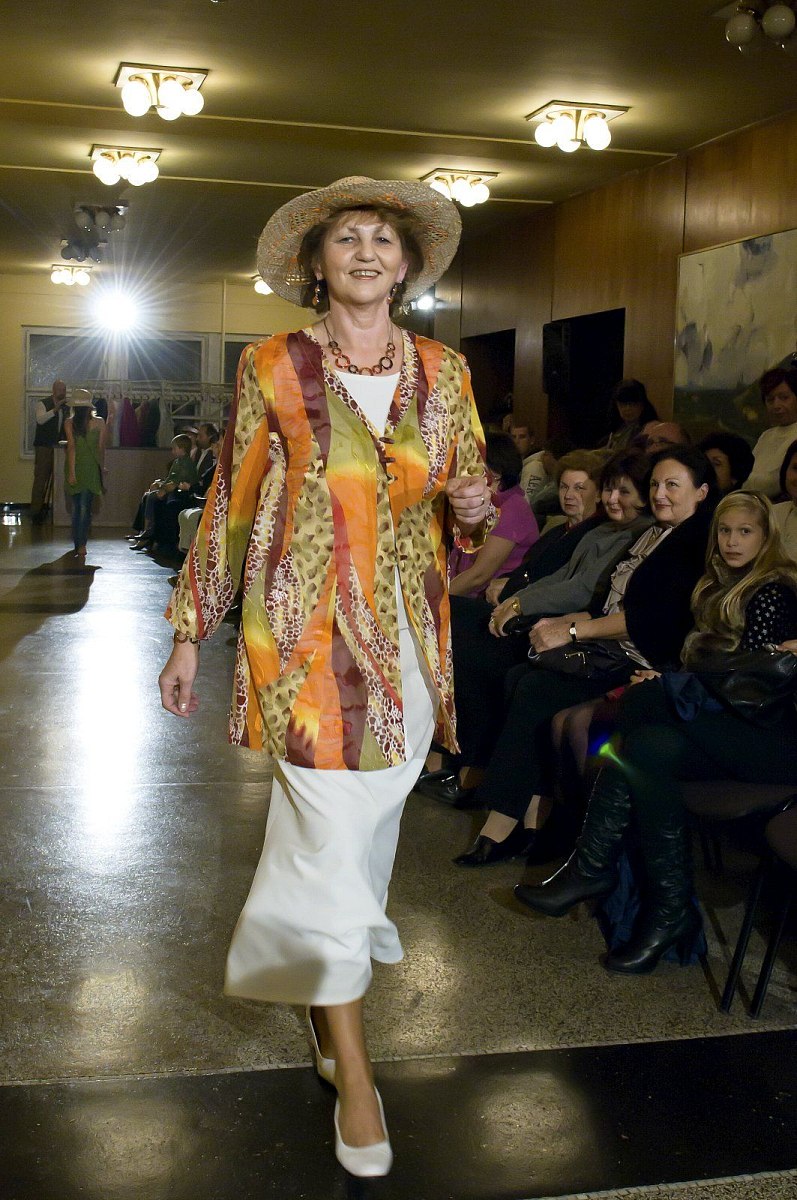 20101009-214-meluzina-m