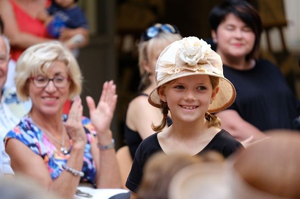 20170629215527-87aee48b-me