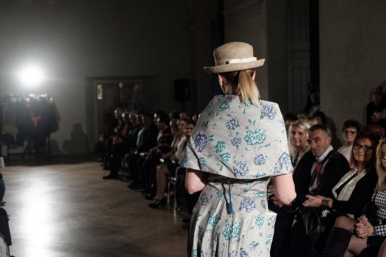 20181104195121-9927aea1-me