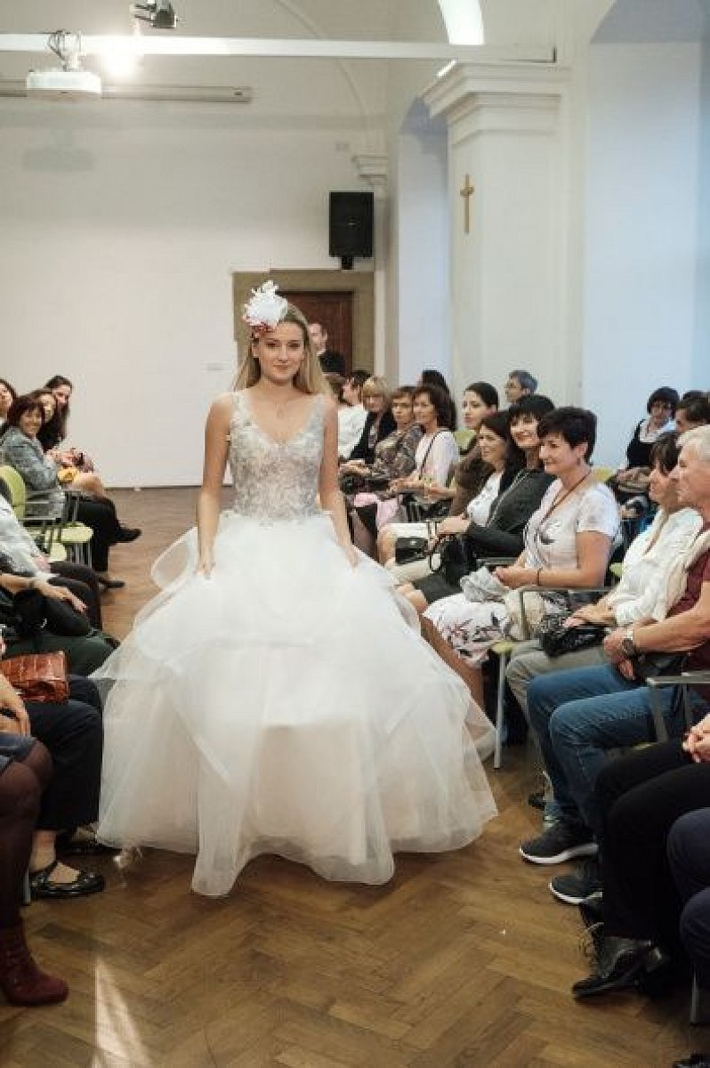 20181104182802-7a60bdb8-me