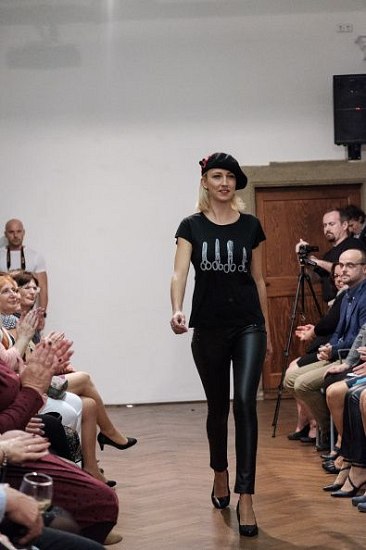 20181104162703-42108541-me