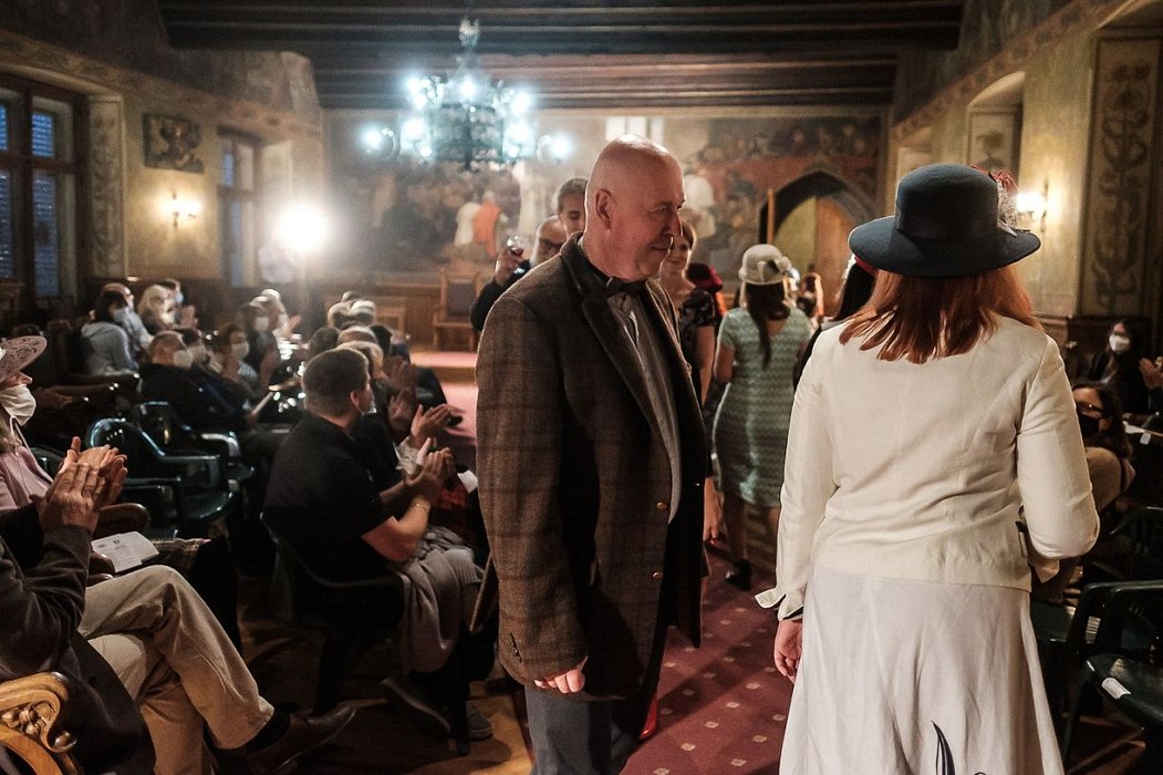 20201007010325-351710e7-xl