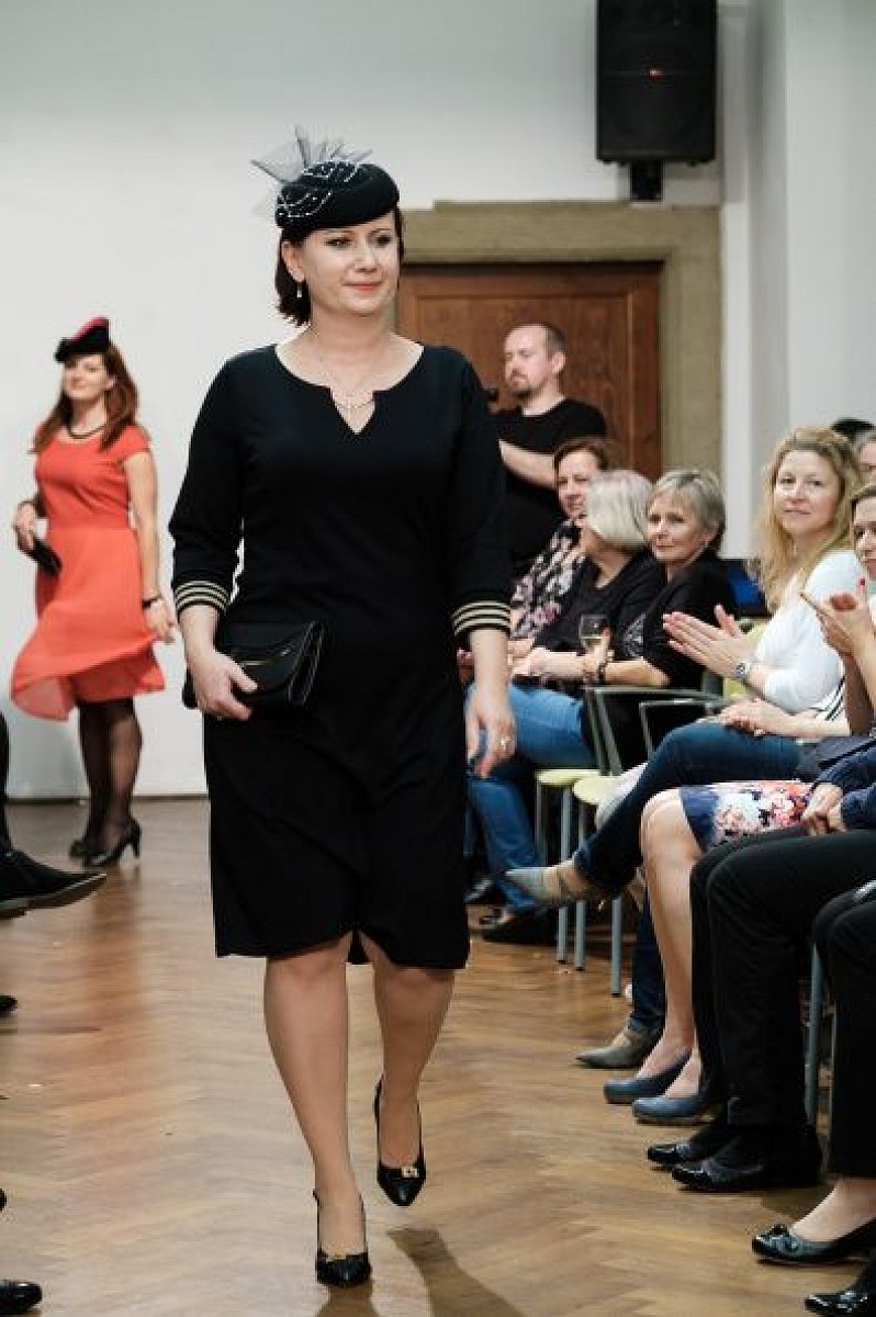 20191107222459-acbcbd63-me