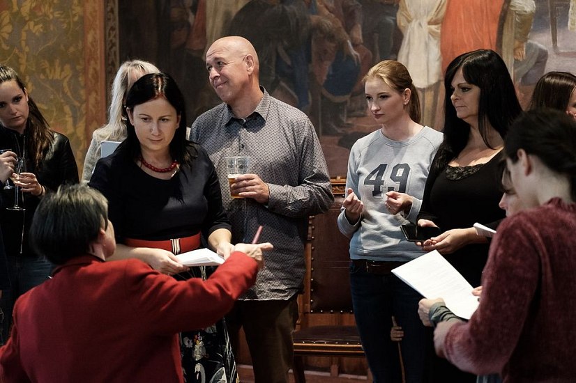 20201006230738-683a0c95-la