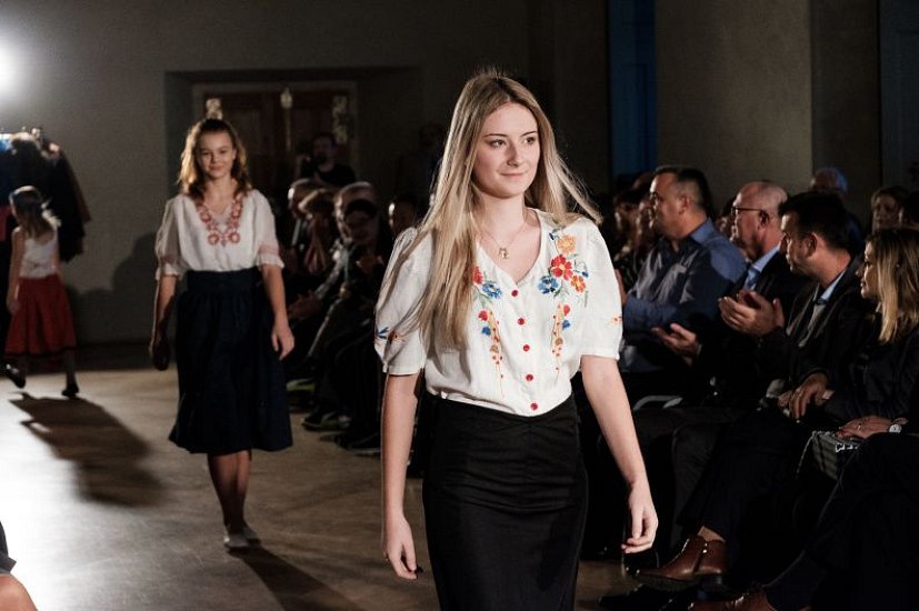 20181104193844-880acd40-me