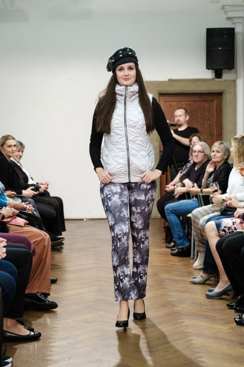 20191107212640-1fda1208-la