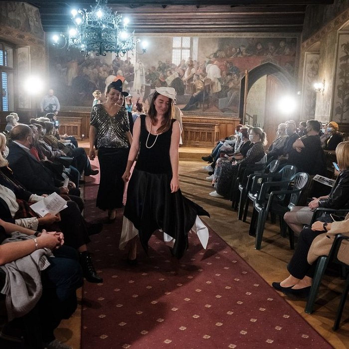 20201007005944-ee82004b-la