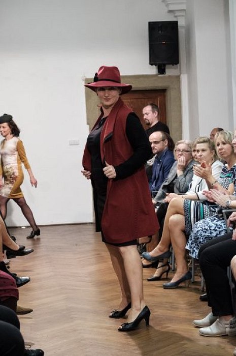 20181104163906-bba0abd7-me