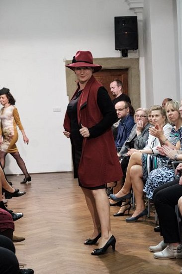 20181104163906-bba0abd7-me