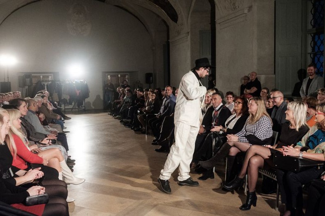 20181104195922-b433bbe5-me