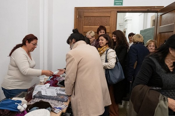 20191107204845-7c8db2c4-la