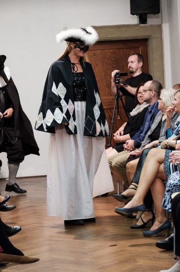 20181104170908-34fa6f2e-me