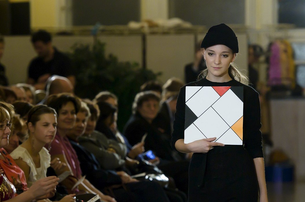 20101009-561-meluzina-m