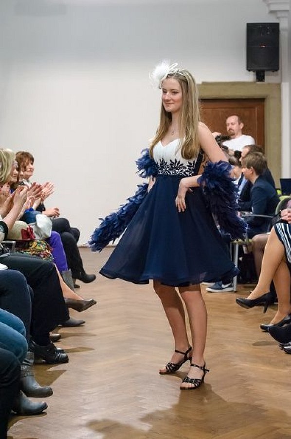 20170401174215-baee4e02-me