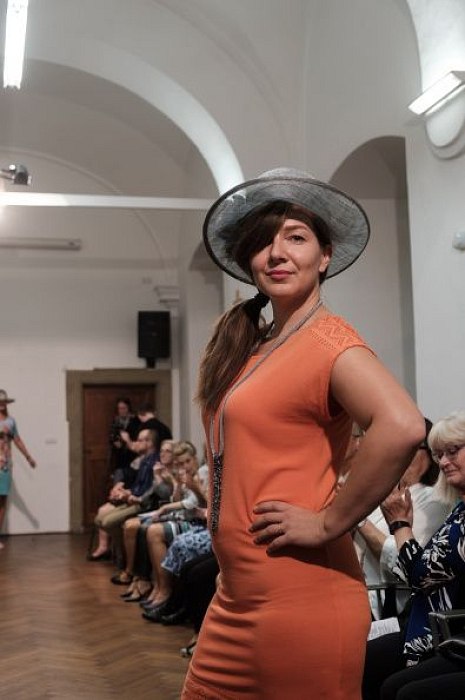 20181104163004-36b8ad6b-me